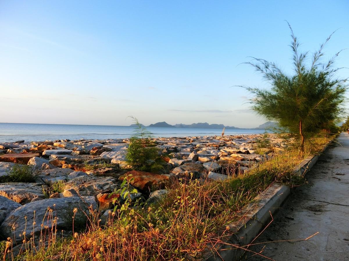 The Lake Hill Resort Pran Buri Exteriör bild